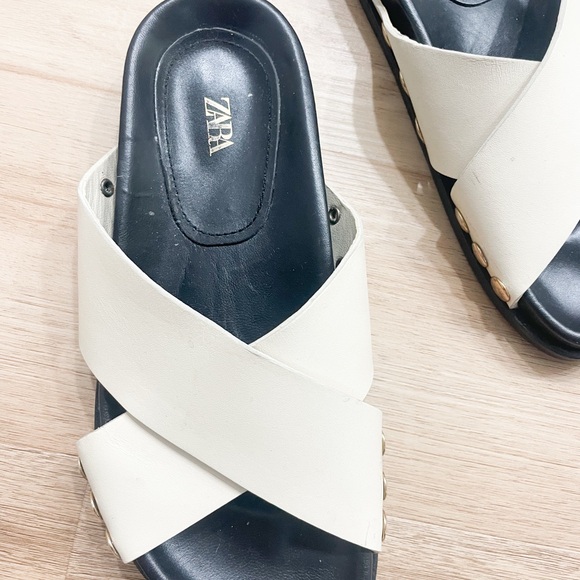 Zara Women's Black and White Slide Sandals Size 5 - Picture 4 of 10